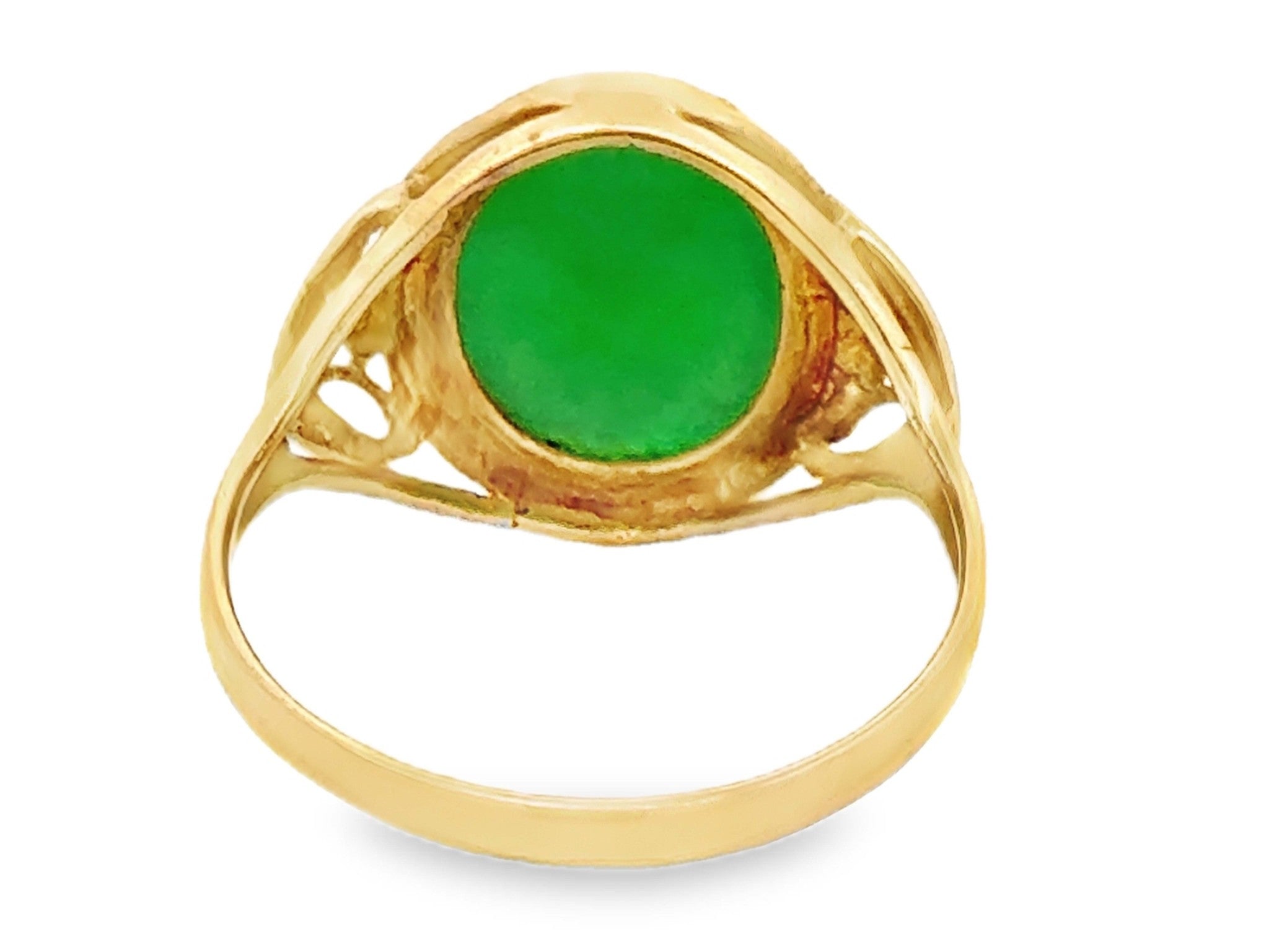 Vintage Oval Cabochon Green Jade Ring 18k Yellow Gold