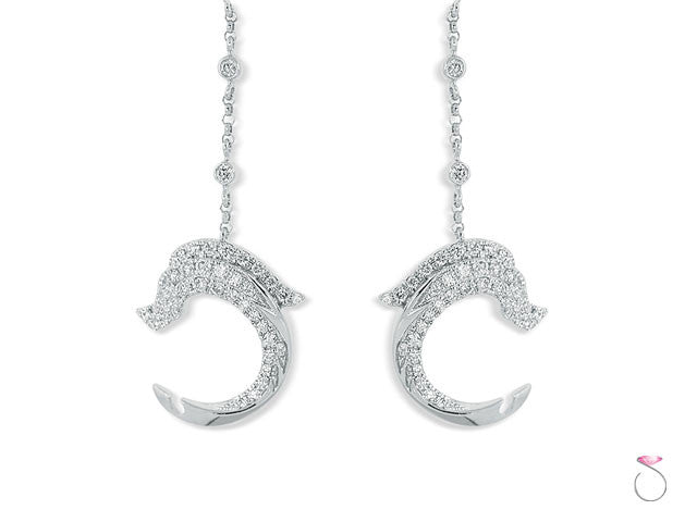 Dolphin earrings in diamond - closeup