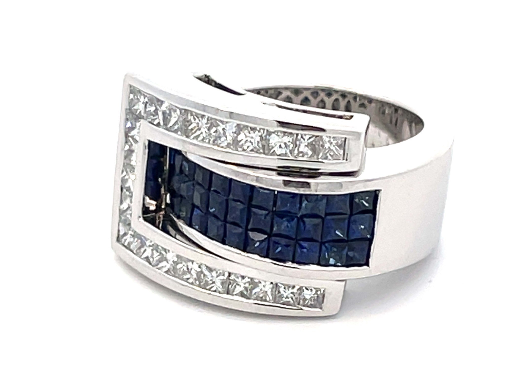 Diamond Sapphire Buckle Ring in 18k White Gold