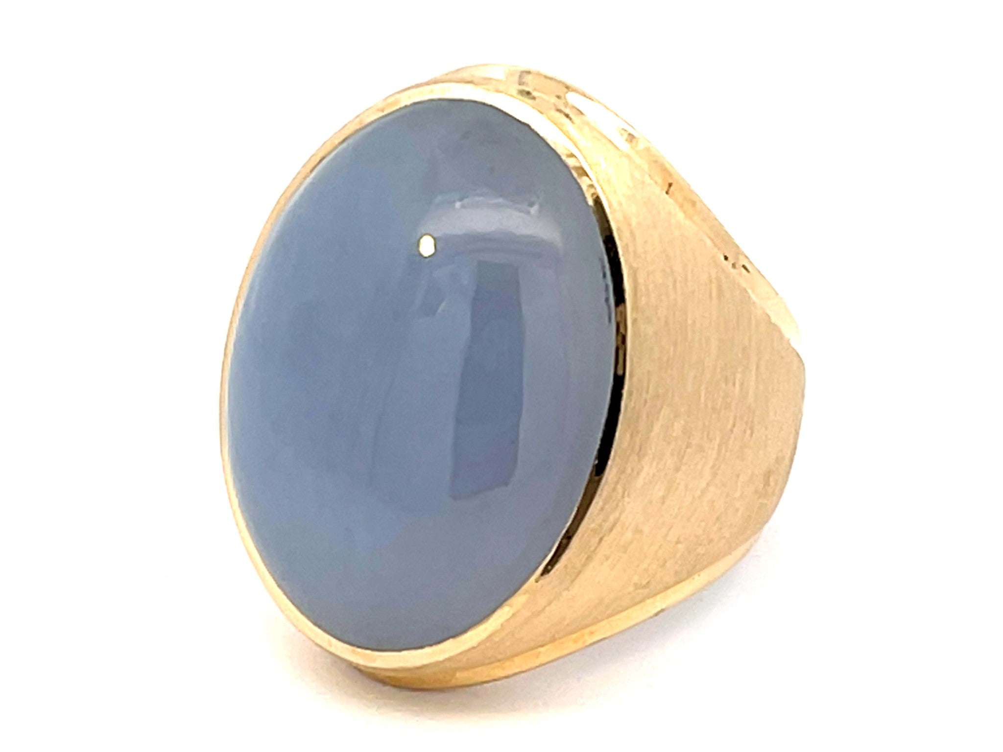 Lavender Oval Cabochon Jade Ring with Satin Finish in 14k Yellow Gold