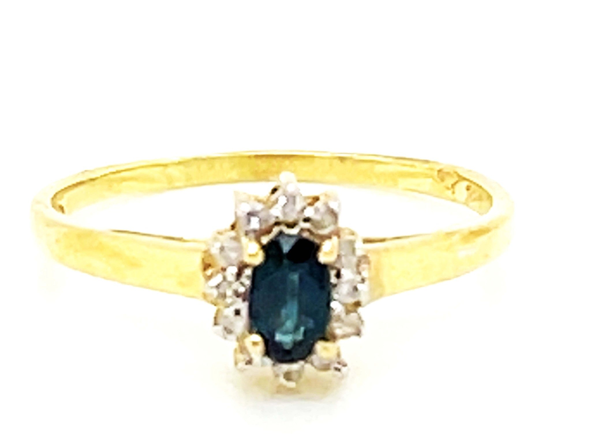 Diamond Halo Sapphire Ring in 14k Yellow Gold