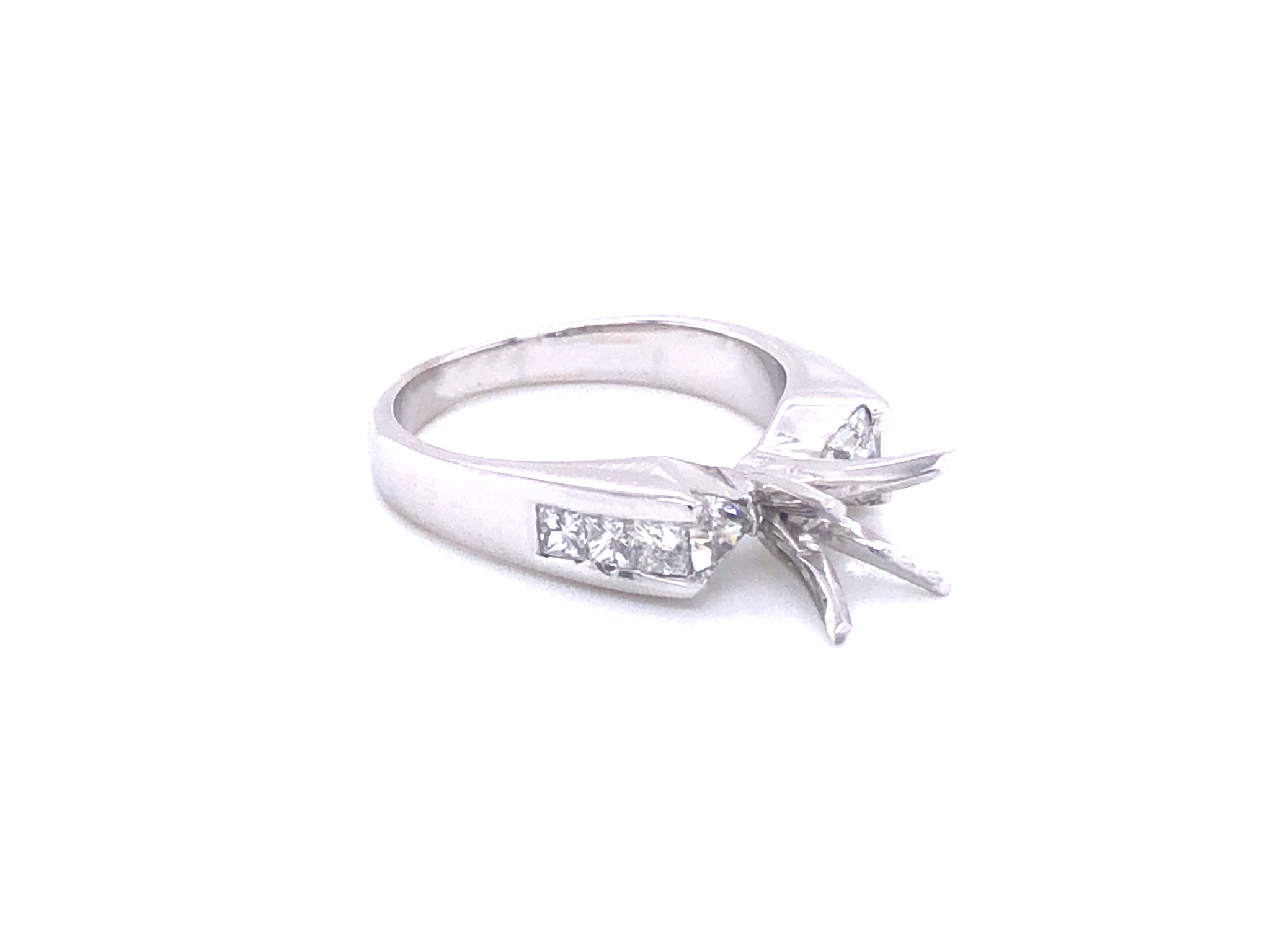14k White Gold Diamond Engagement Ring Semi-Mount