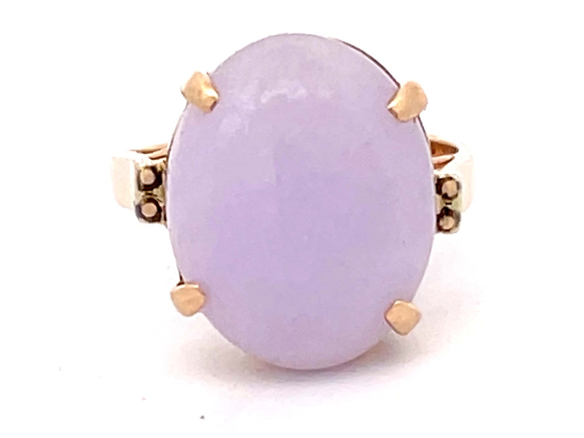 Lavender Oval Jade Cabochon Ring in 14k Yellow Gold