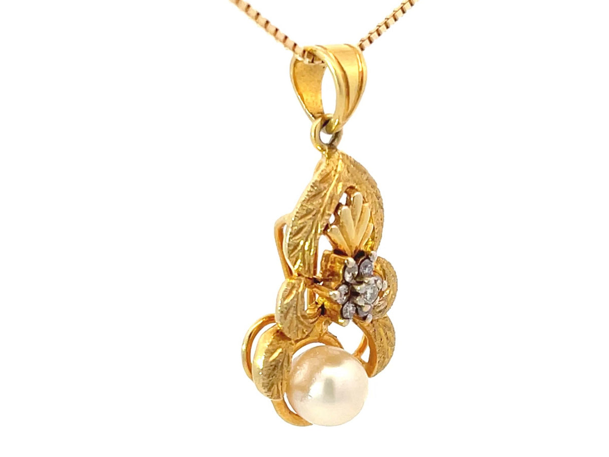 Pendant main image 1