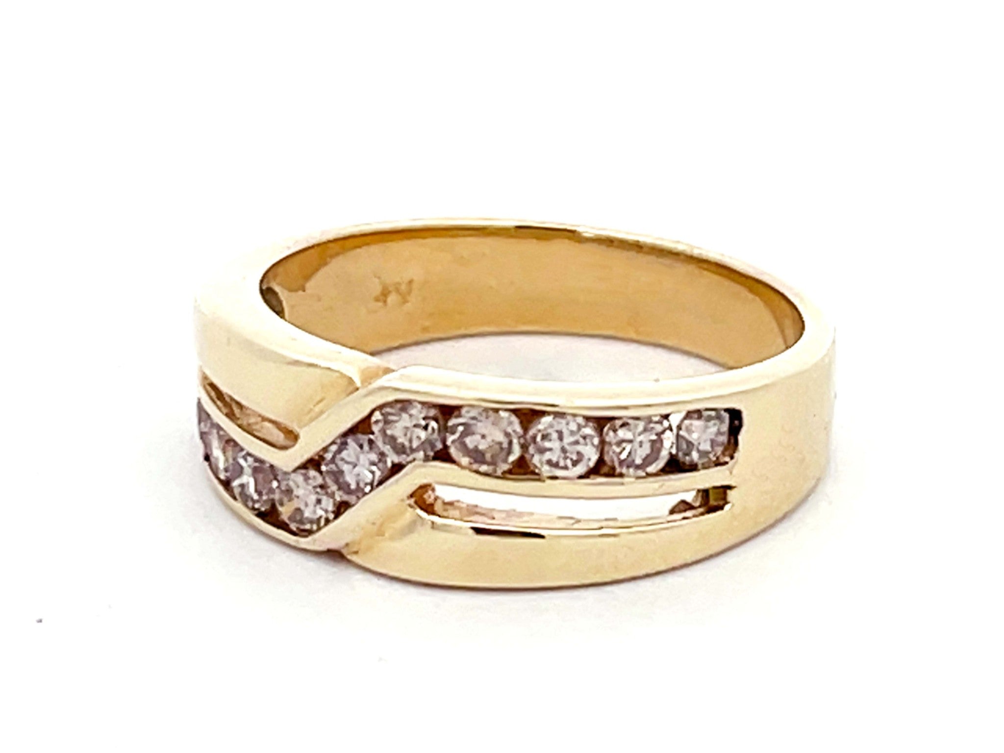 Mens Light Champagne Diamond Row Crossover Band Ring in 14k Yellow Gold
