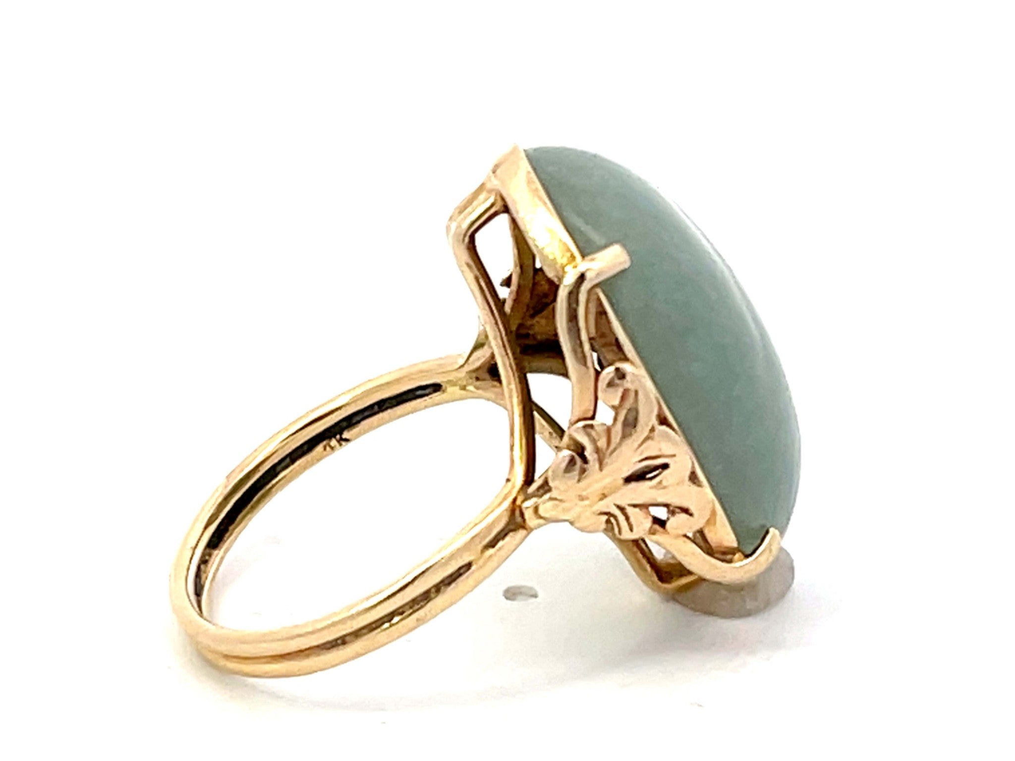Mings Oval Cabochon Green Jade Ring 14k Yellow Gold