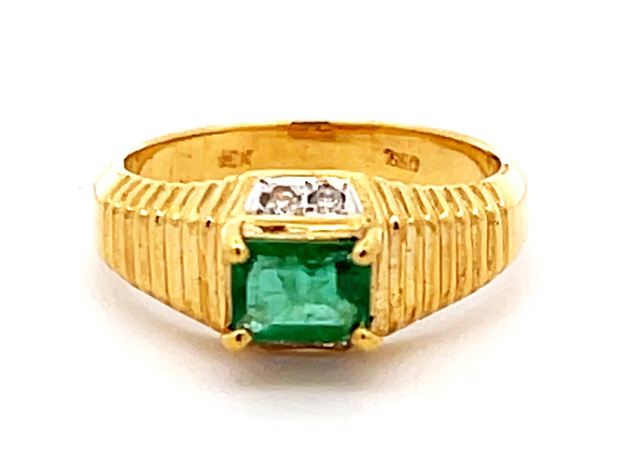 Vintage Green Emerald and Diamond Band Ring in 18k Yellow Gold