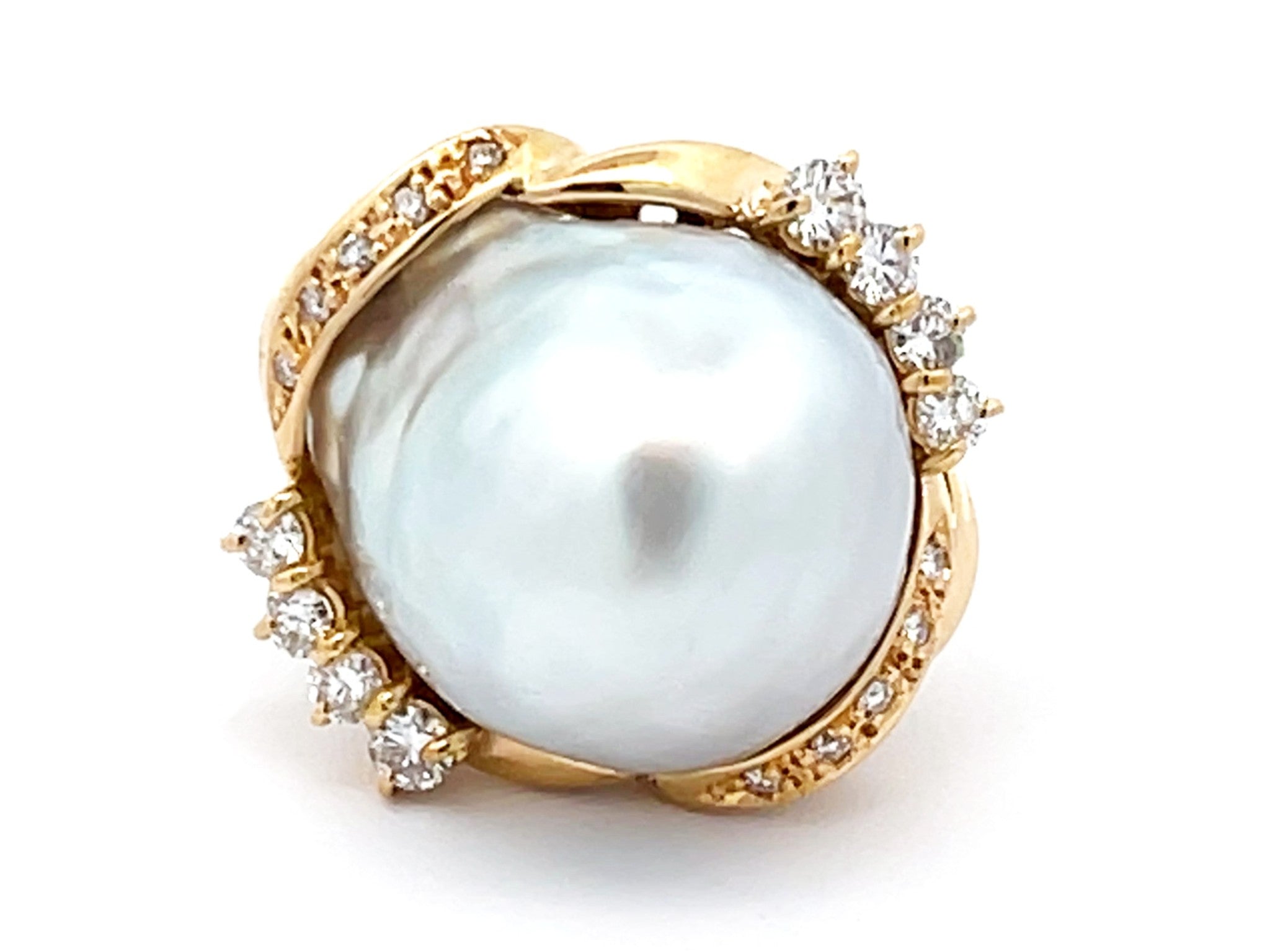 Large Silver Baroque Pearl and Diamond Vintage Ring in 18K Yellow Gold