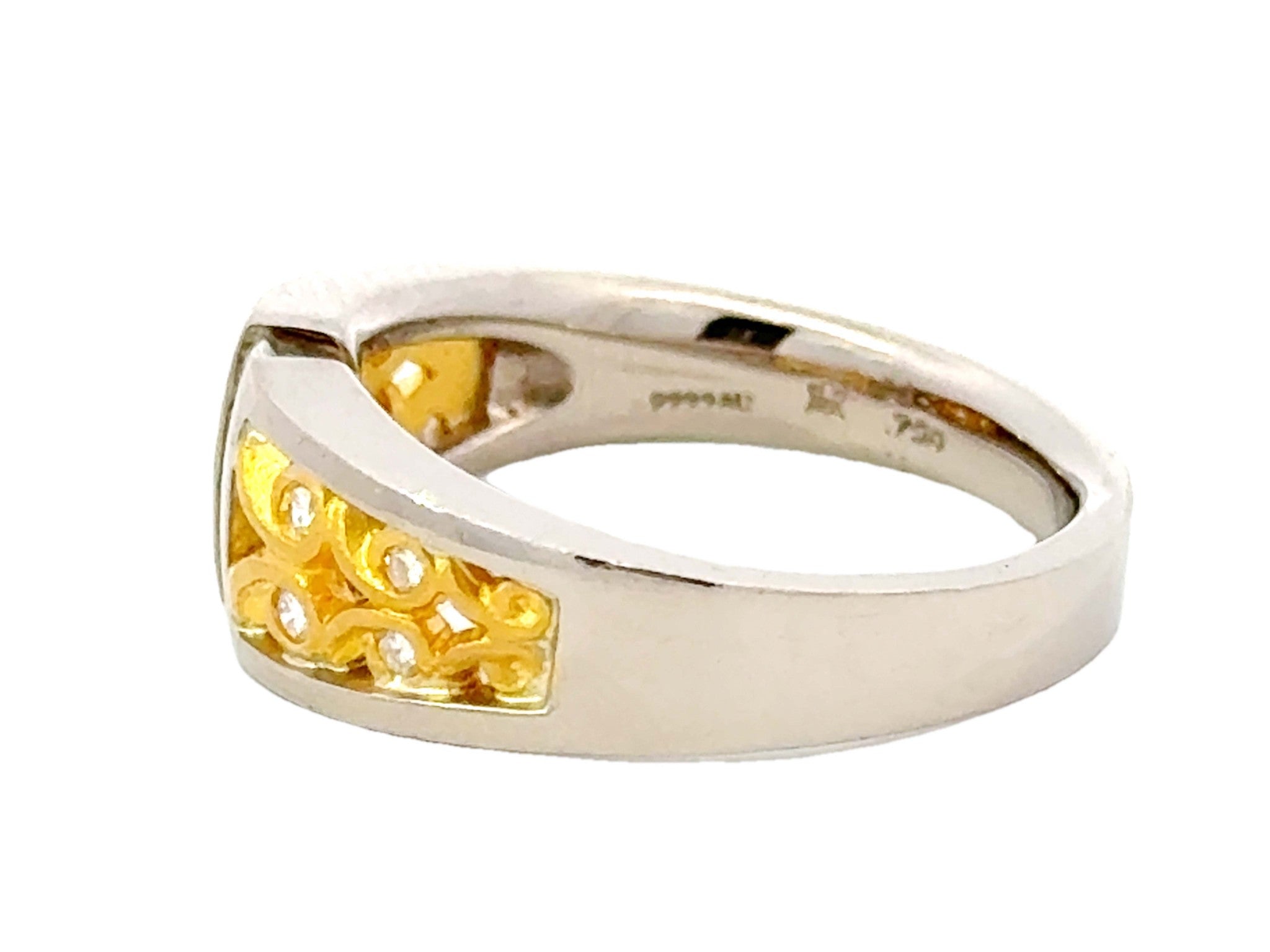 Brilliant Cut Vertical Diamond Row Ring 18K and 24K Yellow and White Gold