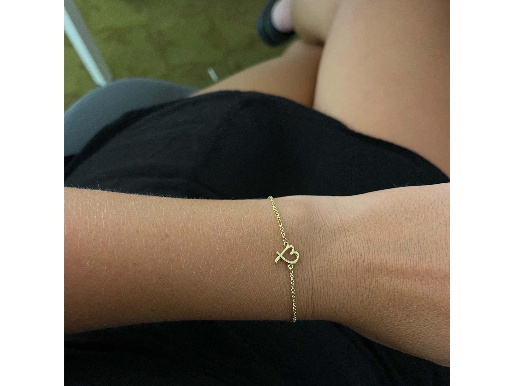 Tiffany and Co. Loving Heart Bracelet in 18k Yellow Gold