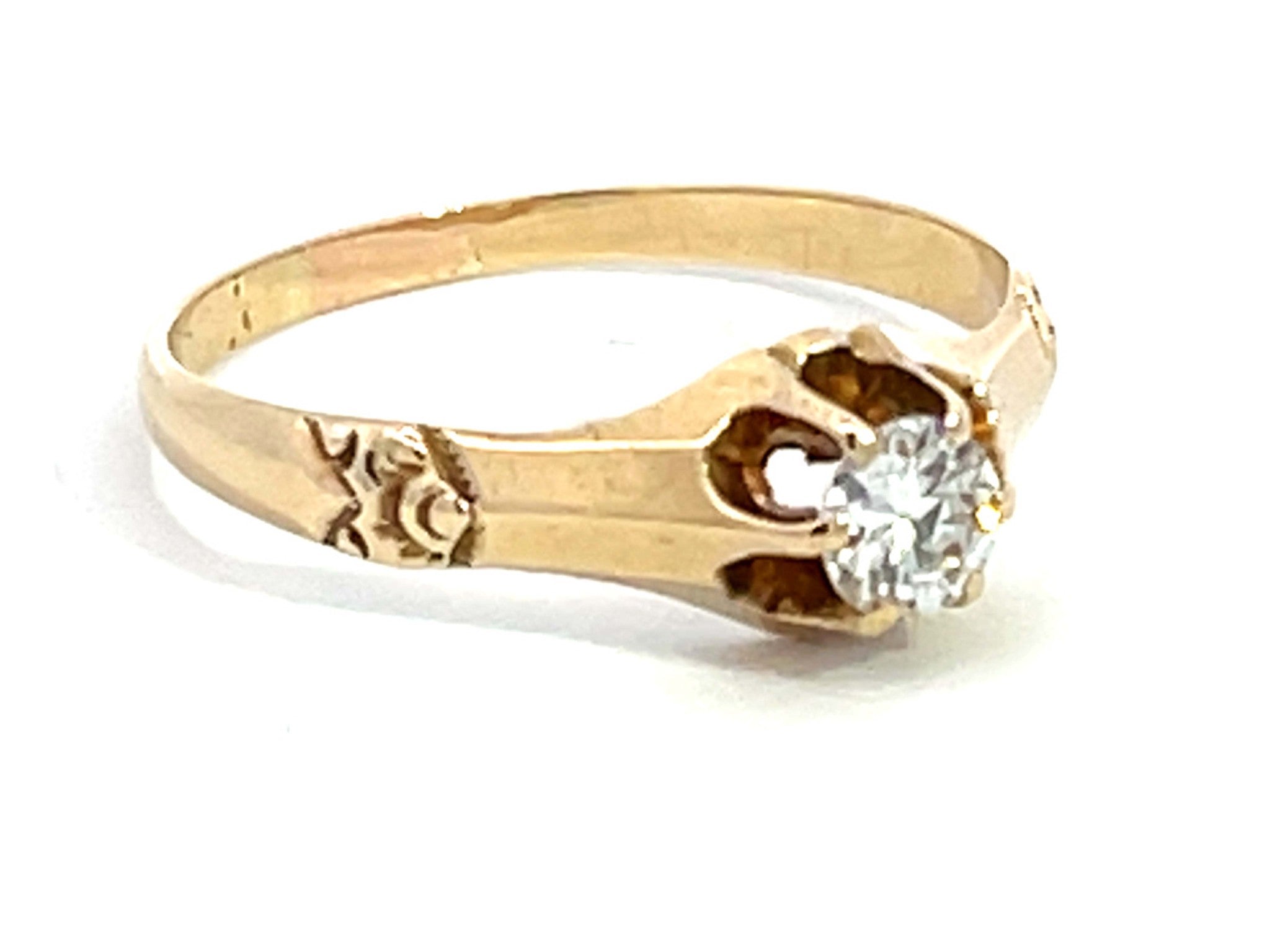 Vintage Solitaire Diamond Ring in 14k Yellow Gold