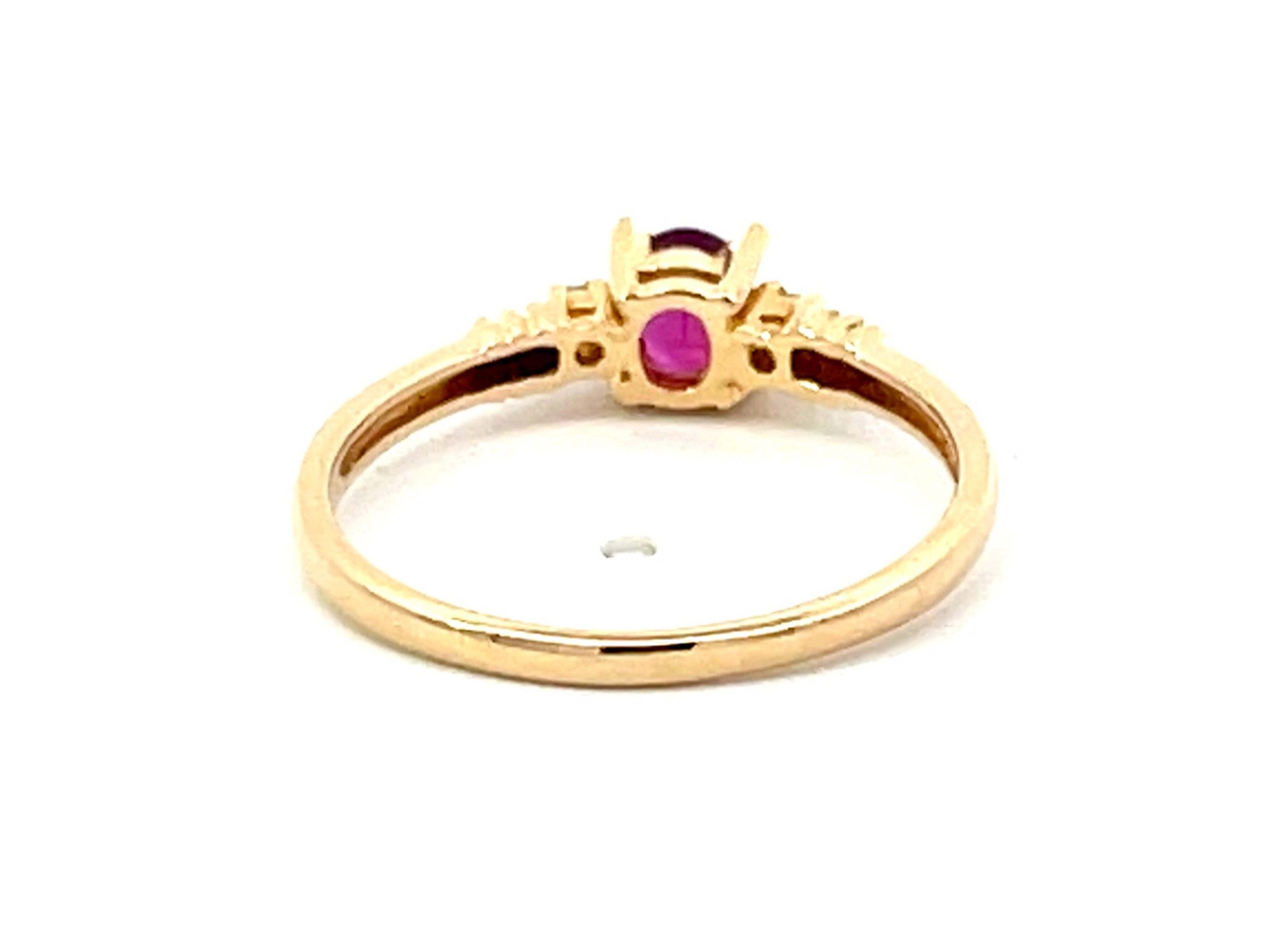Oval Ruby Diamond Ring in 14k Yellow Gold