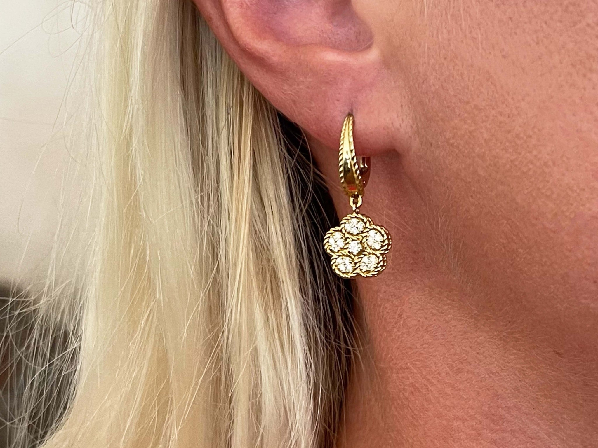 Roberto Coin Diamond Daisy Drop Earrings in 18k Yellow Gold