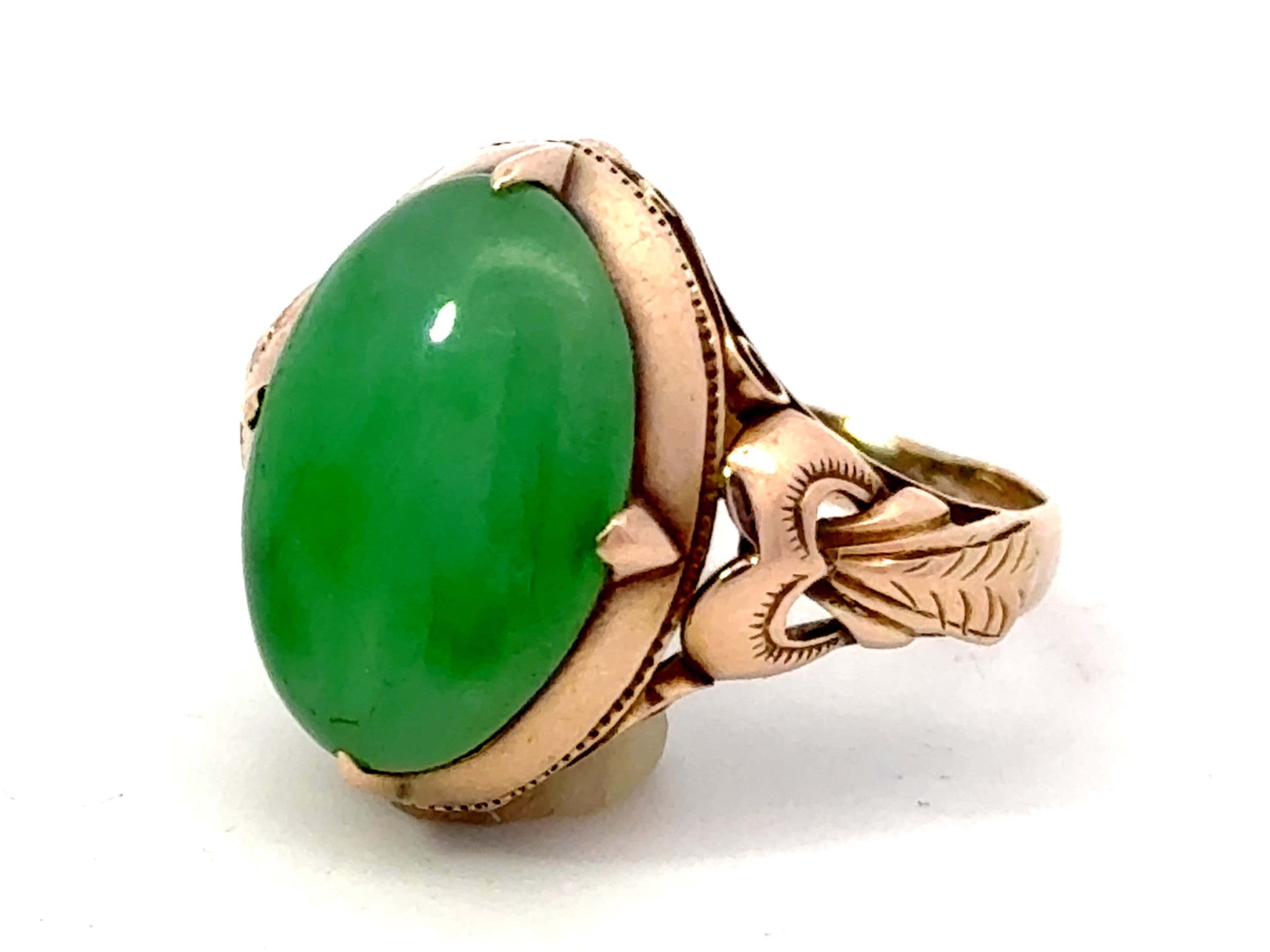 Vintage Green Jade Oval Cabochon Ring 14K Rose Gold