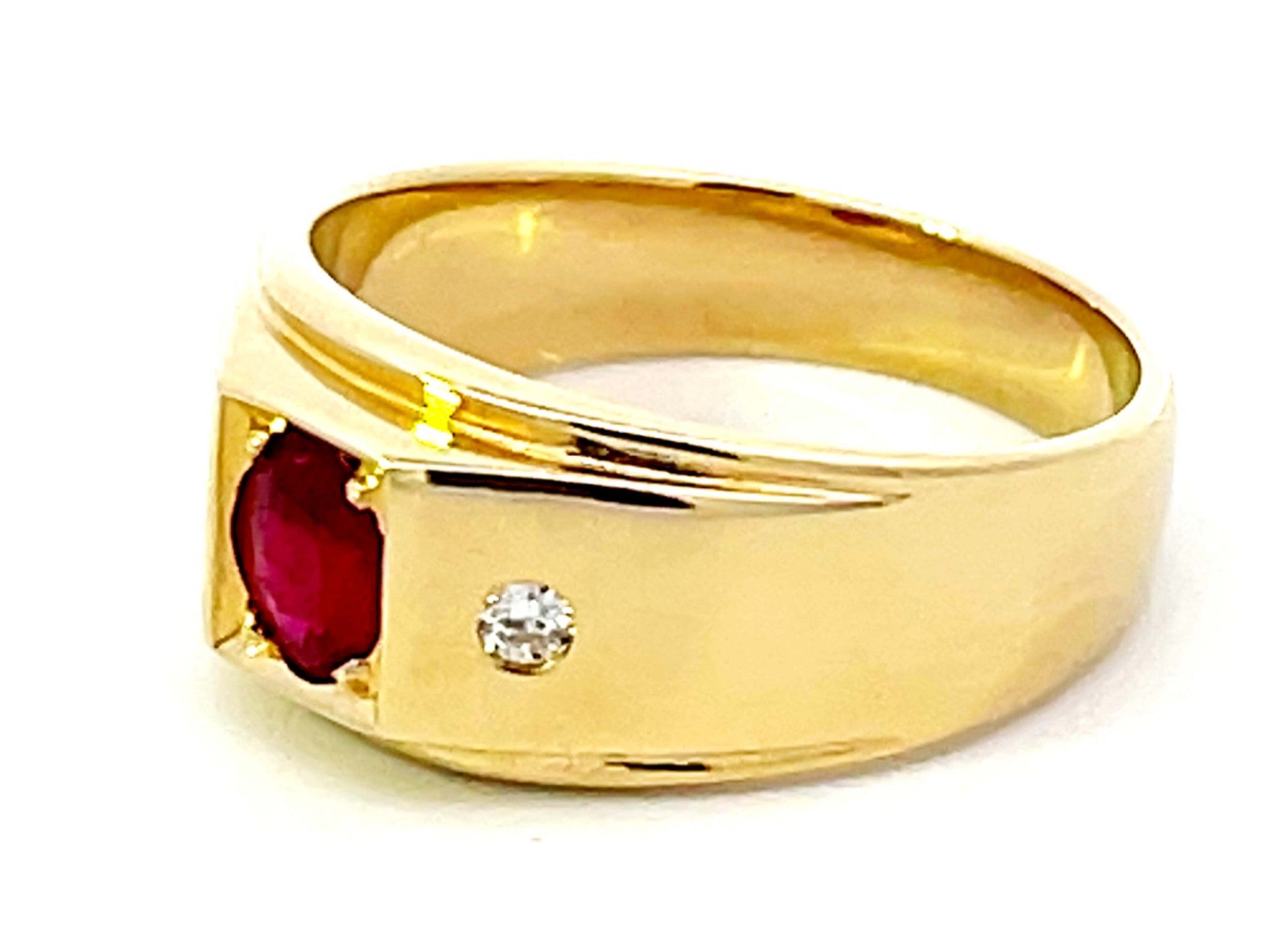 Oval Burma Red Ruby and Diamond Ring 18k Yellow Gold