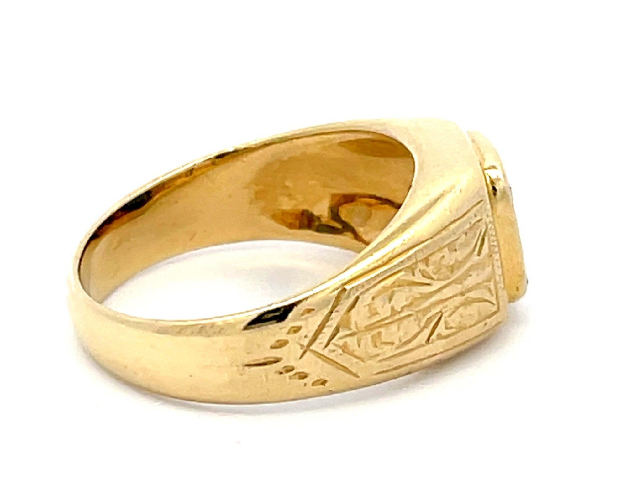 Rectangular Blue Sapphire Ring in 18k Yellow Gold