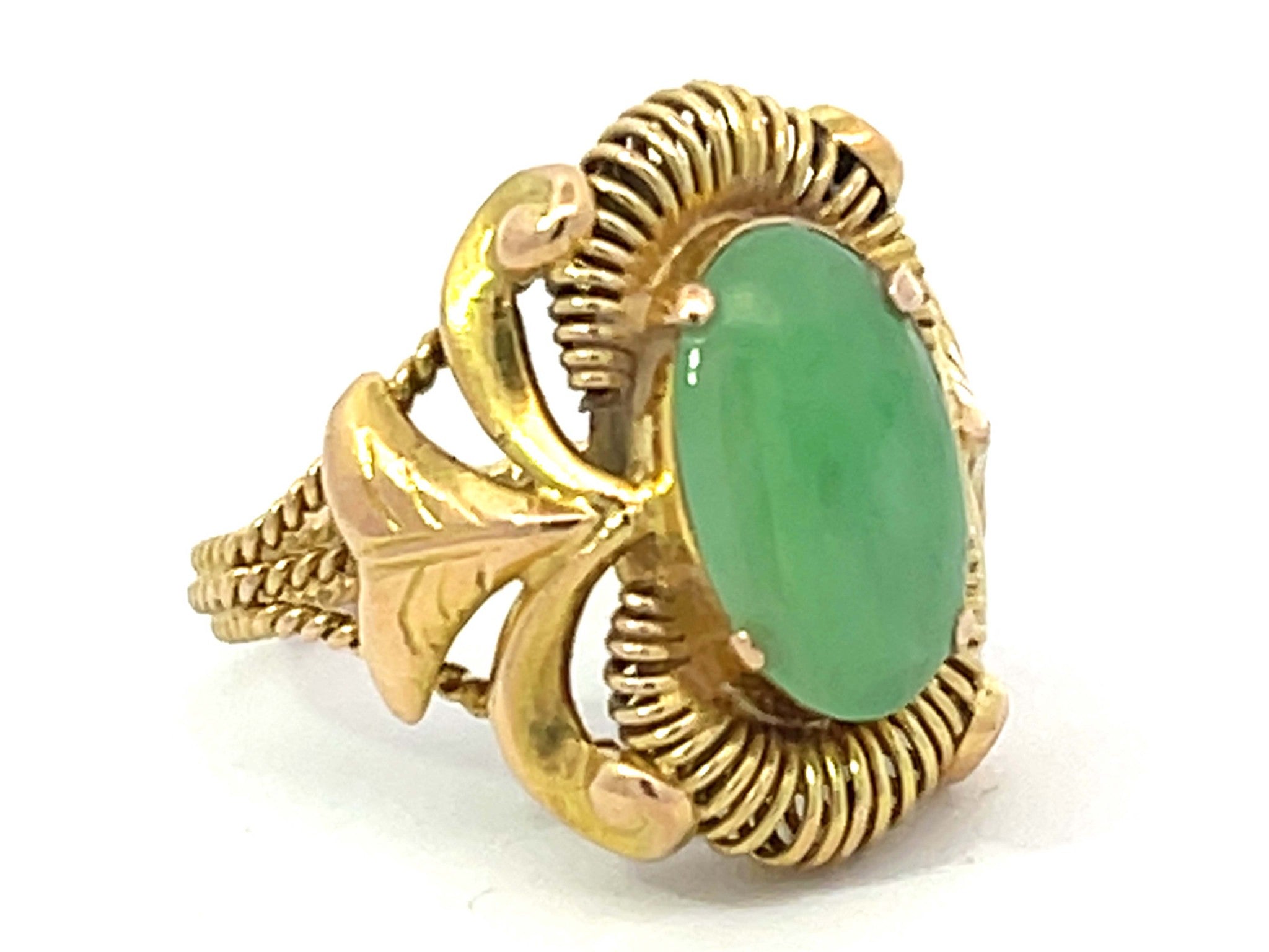 Art Deco Oval Jade Ring in 14K Yellow Gold