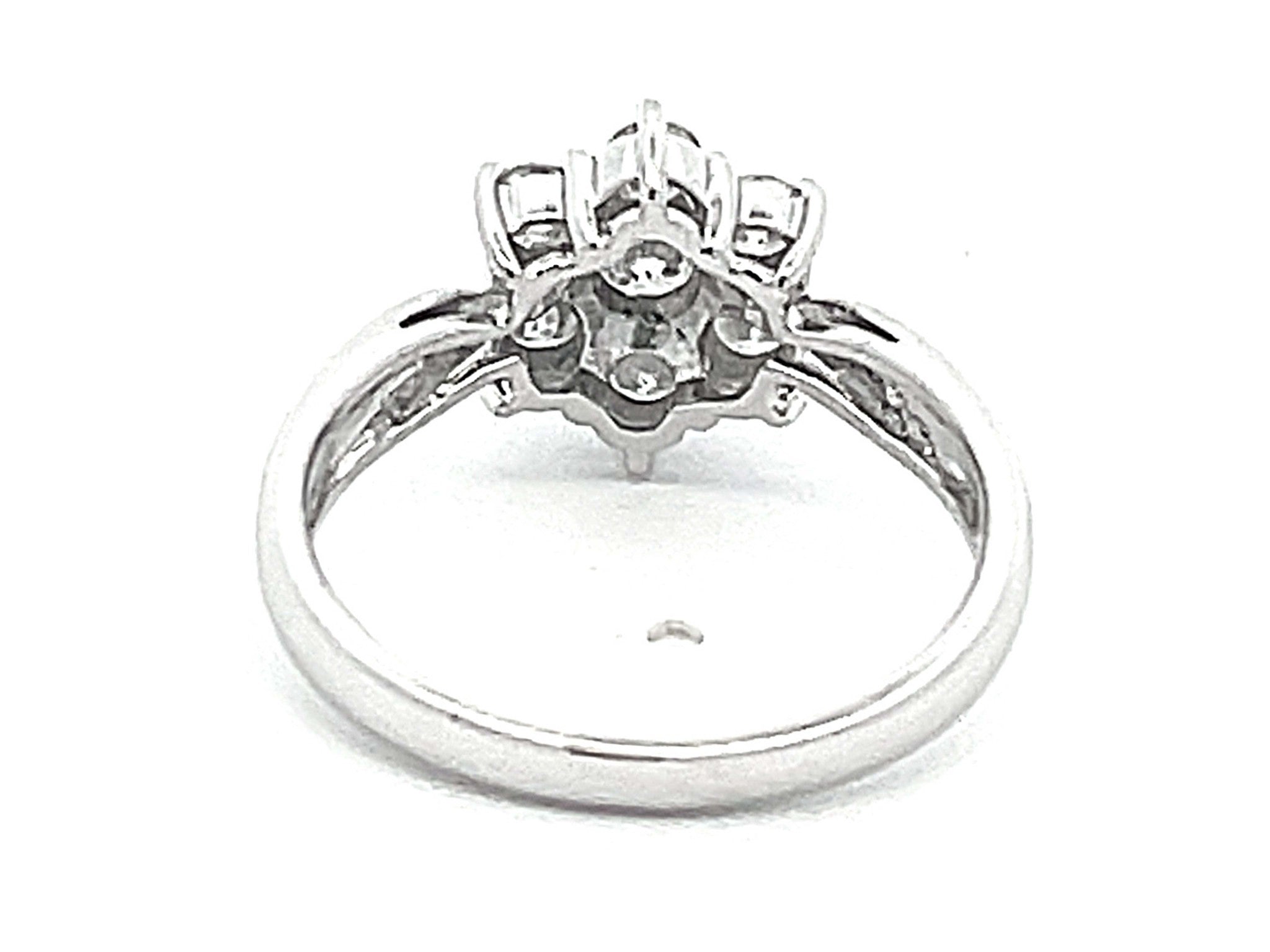 7 Diamond Flower Ring in 18k White Gold