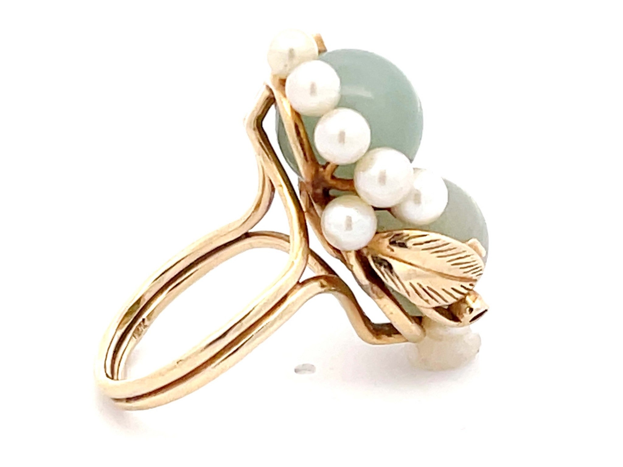 Mings Pale Green Jade Pearl and Leaf Ring in 14k Yellow Gold