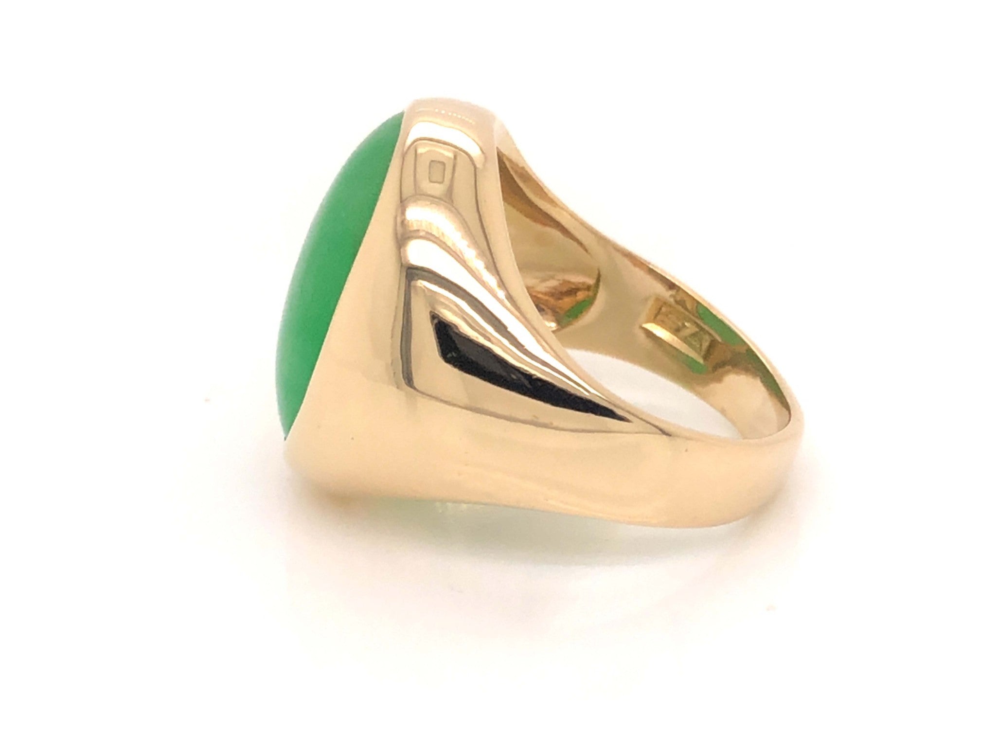Vintage Men's Oval Cabochon Green Jade Ring - 10k Yellow Gold