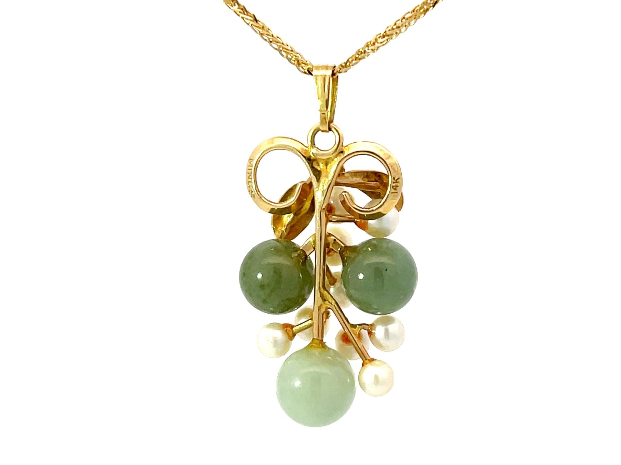 Mings Hawaii Round Jade Pearl Leaf Necklace 14k Yellow Gold