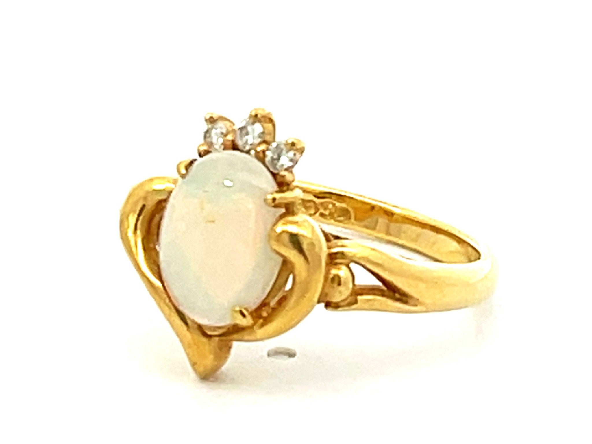 Opal and Diamond Ring 18k Yellow Gold