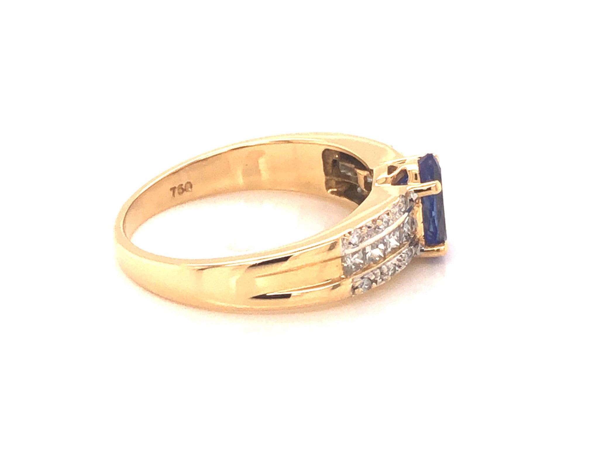 Blue Purple Tanzanite and Diamond Ring-18k Yellow Gold
