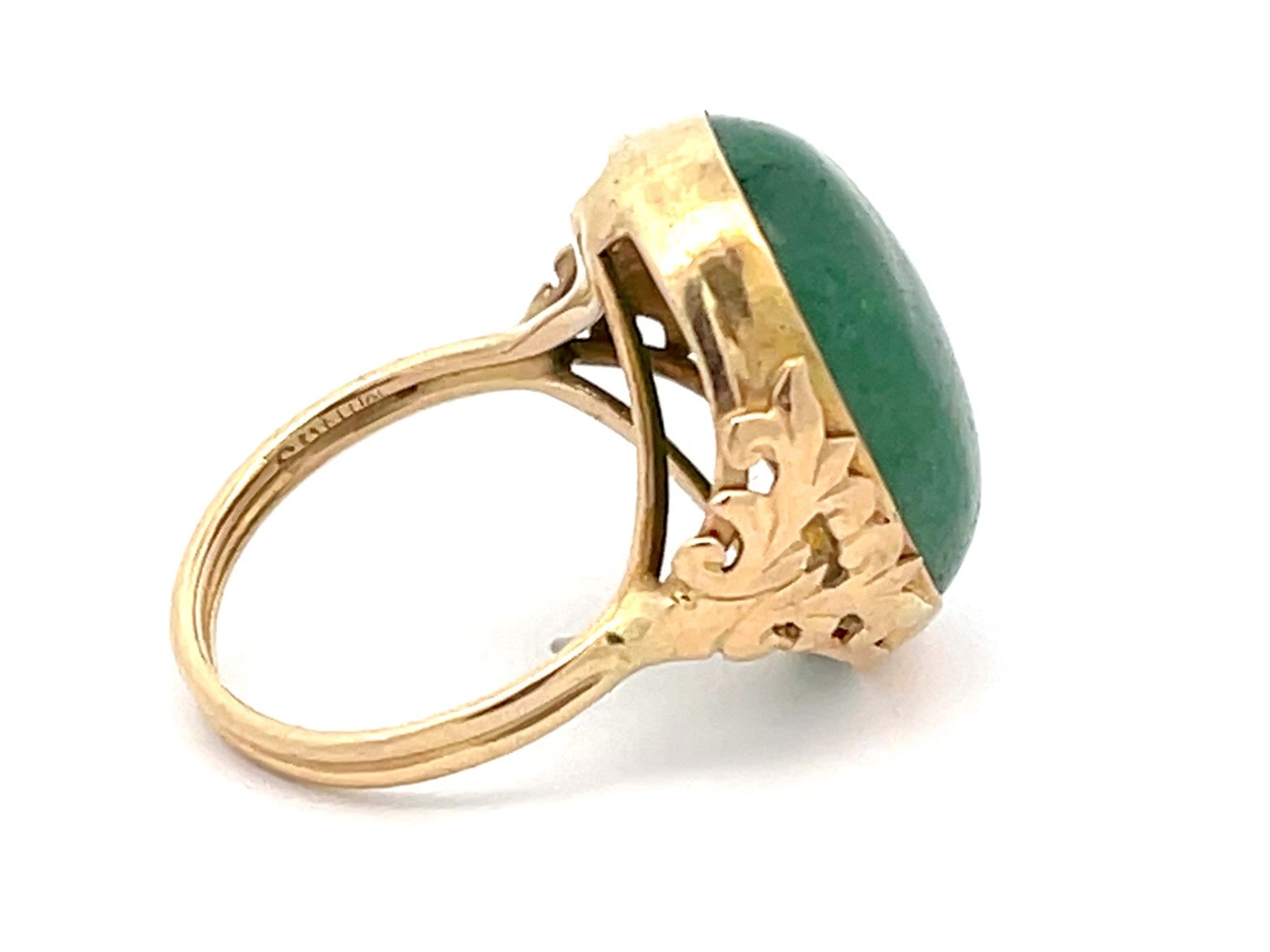 Mings Green Jade Ring in 14k Yellow Gold